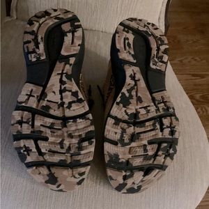 Womens brooks Adrenalins worn a few times.